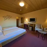 Tenner Otel
