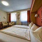 Tenner Otel 3*