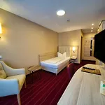 Tenner Otel 3*