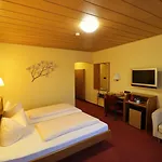 Tenner Otel 3*