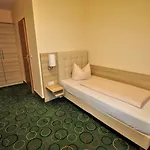 Tenner Otel 3*
