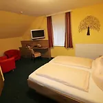 Tenner Otel