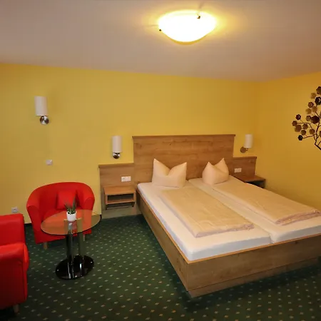 Tenner Hotel