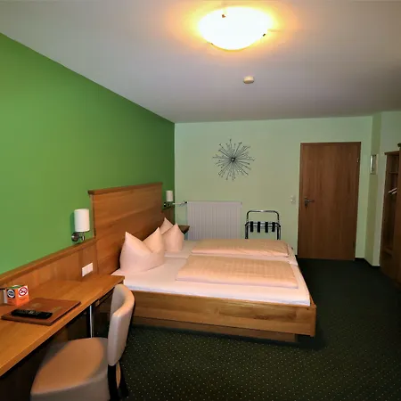 Tenner Hotel