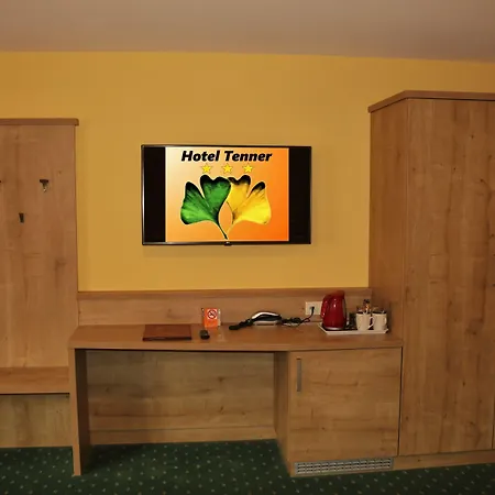 Tenner Hotel